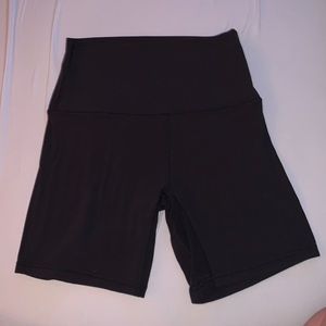 Lululemon 6” high rise biker shorts (size 4)
